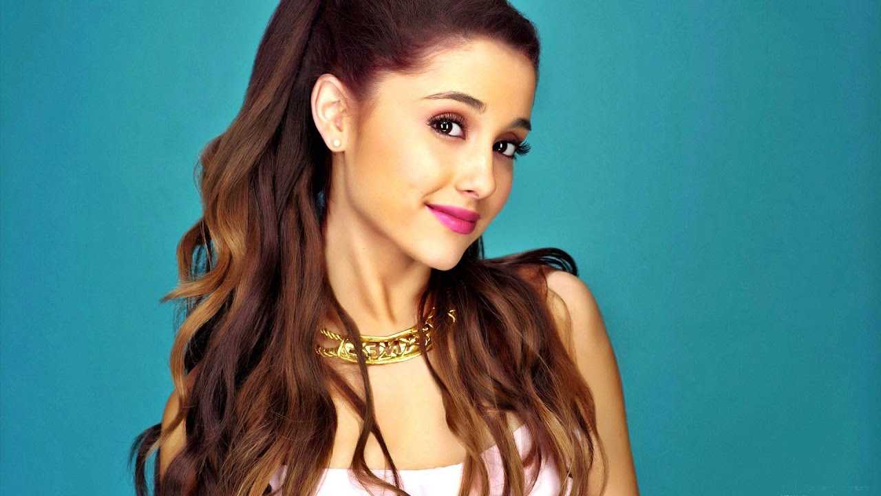 Ariana Grande Final Fantasy'de Bir Karakteri Canlandıracak