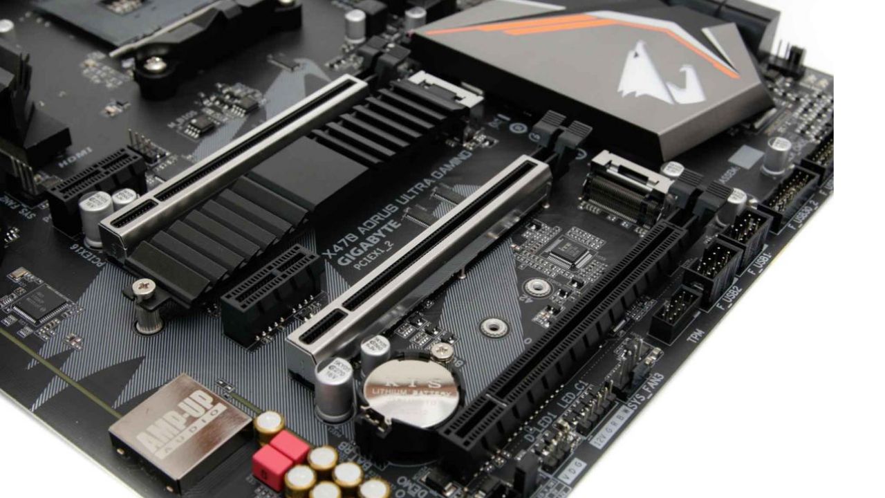Samsung, Yeni PCIe 5.0 SSD'lerini Gösterdi