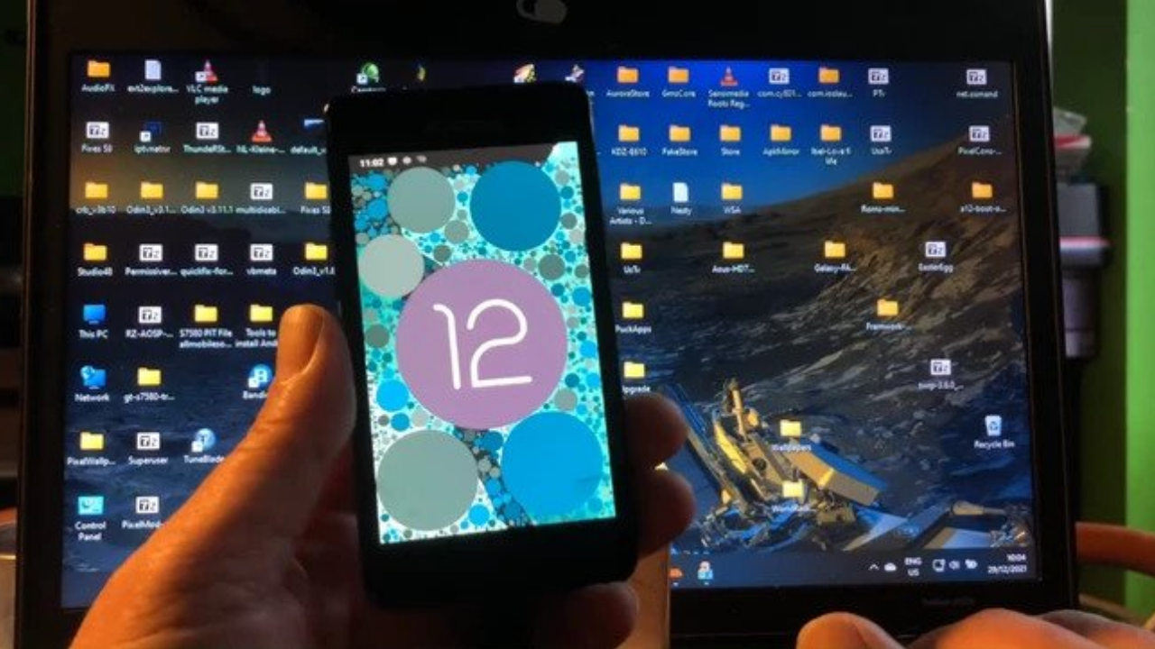 Android 12, Samsung Galaxy S2 Telefonunda Çalıştırıldı!