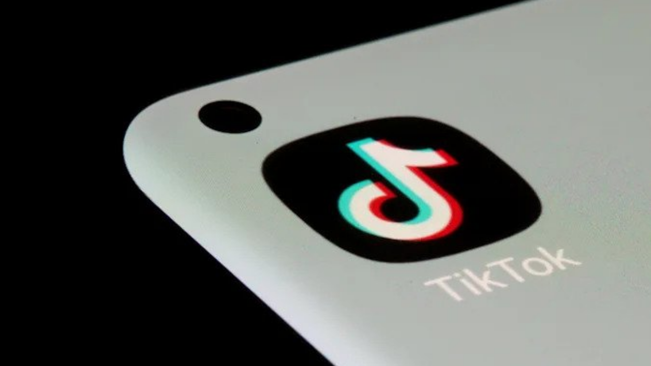 TikTok, İçerik Oluşturucu Aboneliklerini Test Etmek İçin Instagram'a Katıldı
