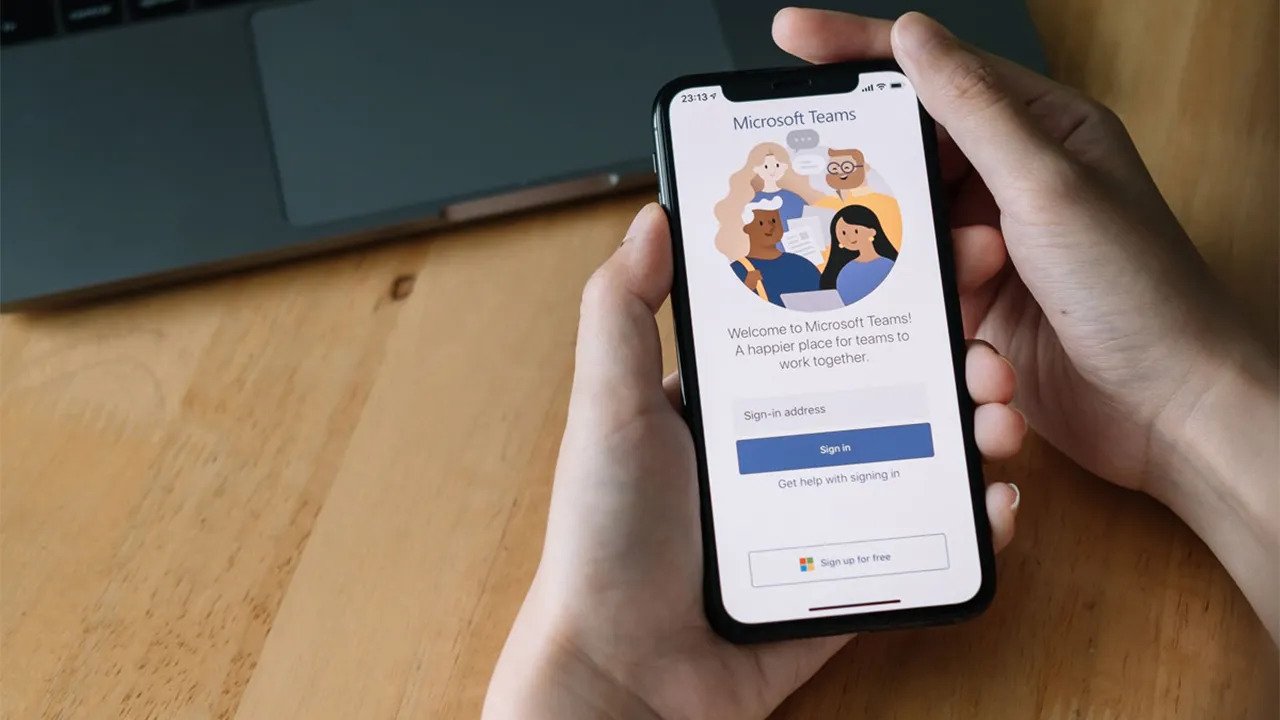 Microsoft Teams, AI ve Makine Öğrenimi kullanarak daha sakin ve net ses sunacak