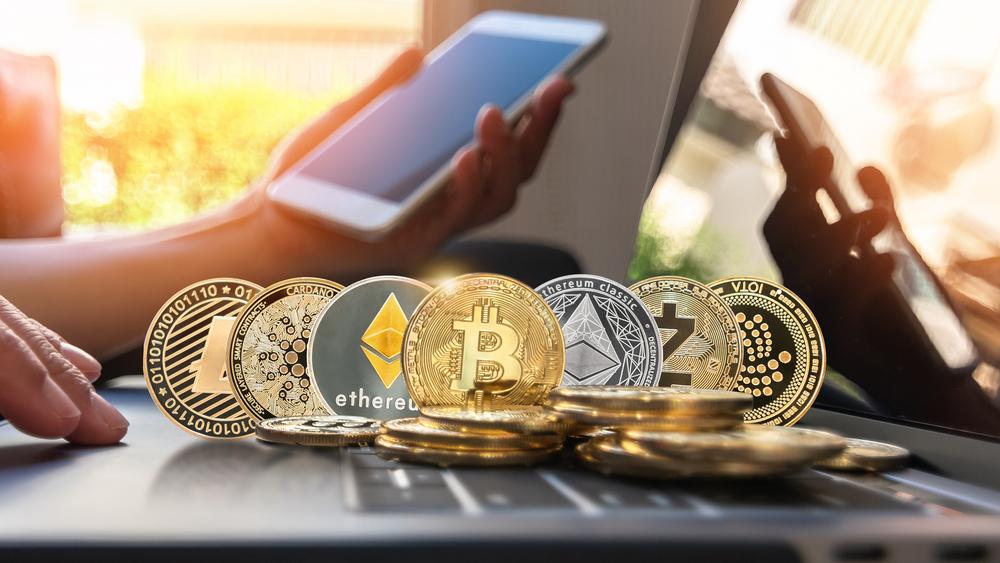 Eski Coinbase Yöneticisi, 1.5 Milyon Dolar Kâr Sağlayan Dolandırıcılıktan Tutuklandı