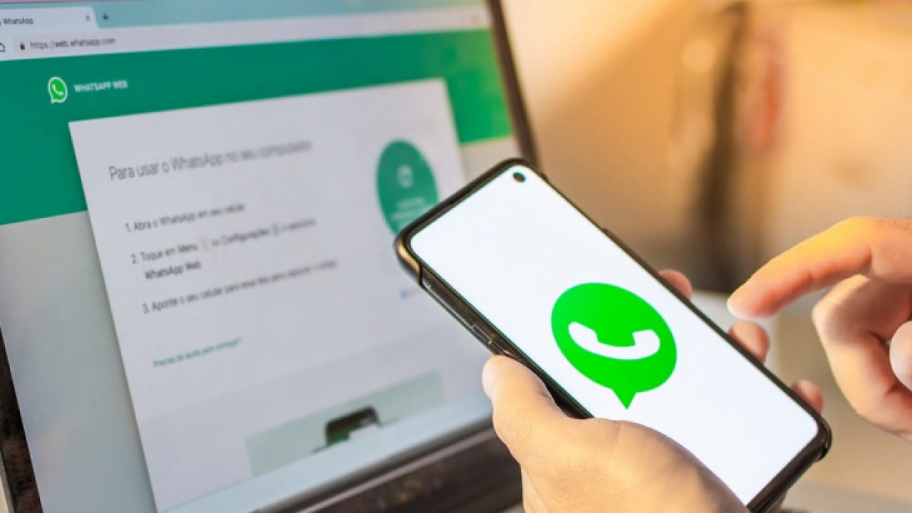 WhatsApp yakında grup yöneticilerinin mesajları herkes için silmesine izin verebilir