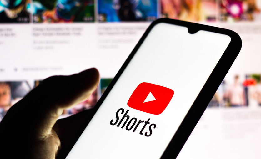 YouTube Shorts, indirilen videolara filigran ekleyecek