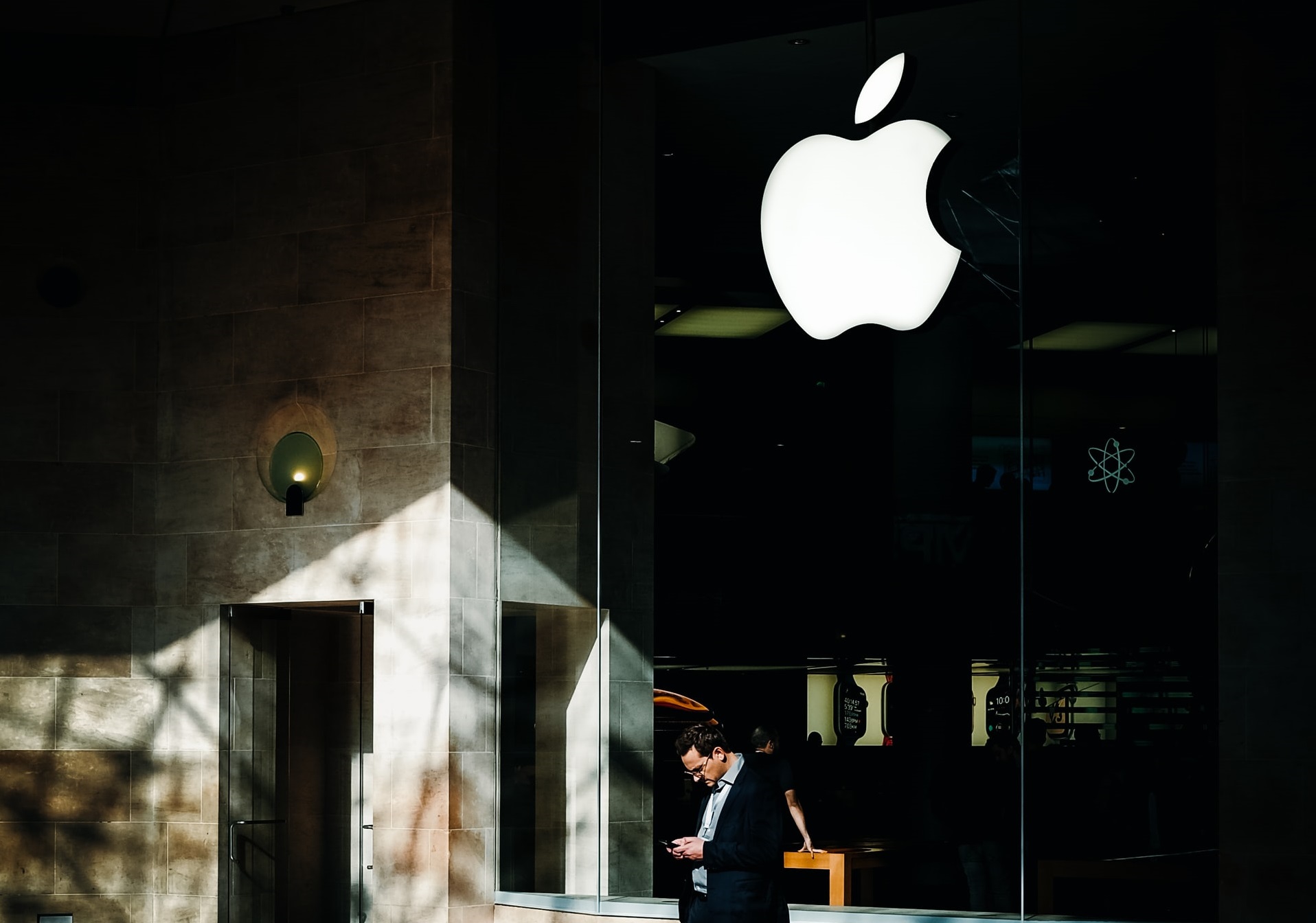 Apple CEO'sunun iPhone'daki Mesajlaşma Sorunlarını Android'de Çözme Konusundaki Tutumu Sorgulanabilir