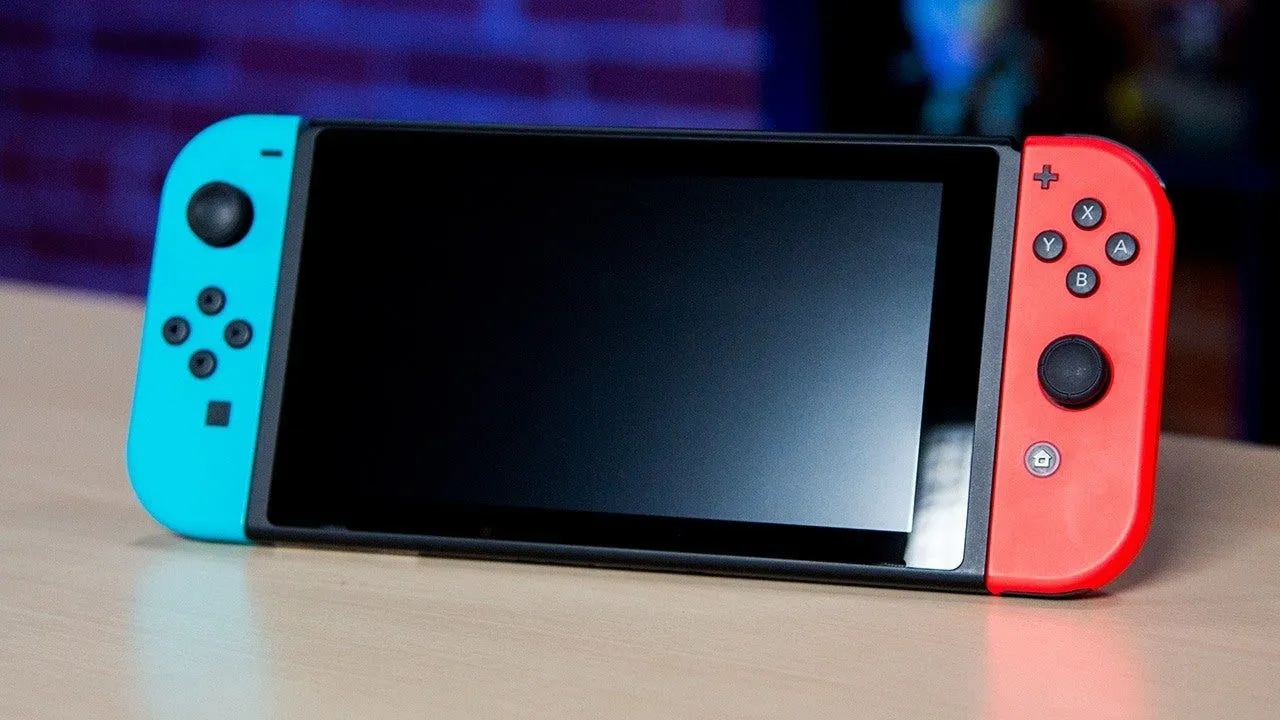 Nintendo Switch'in Facebook ve Twitter bağlantısını kaldırıyor